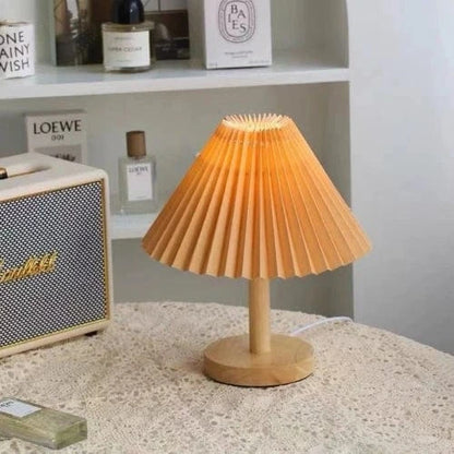 Lampe de table en bois vintage